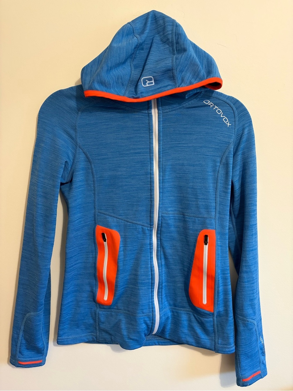 ORTOVOX- Women's size small Fleece Light Hoody,
